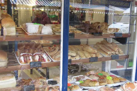 Throwing Buns photo 2